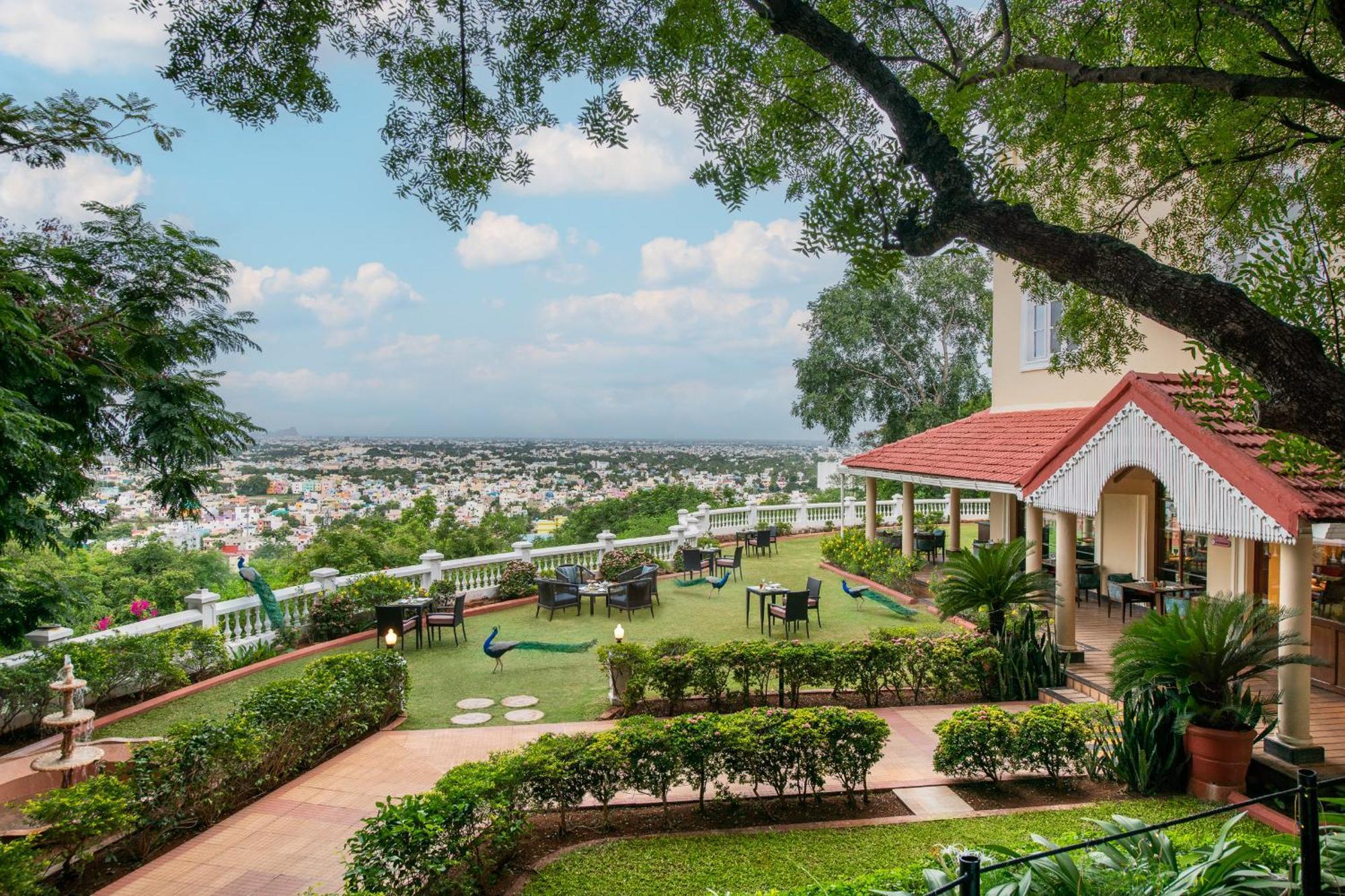 Gateway Madurai Hotel Exterior photo